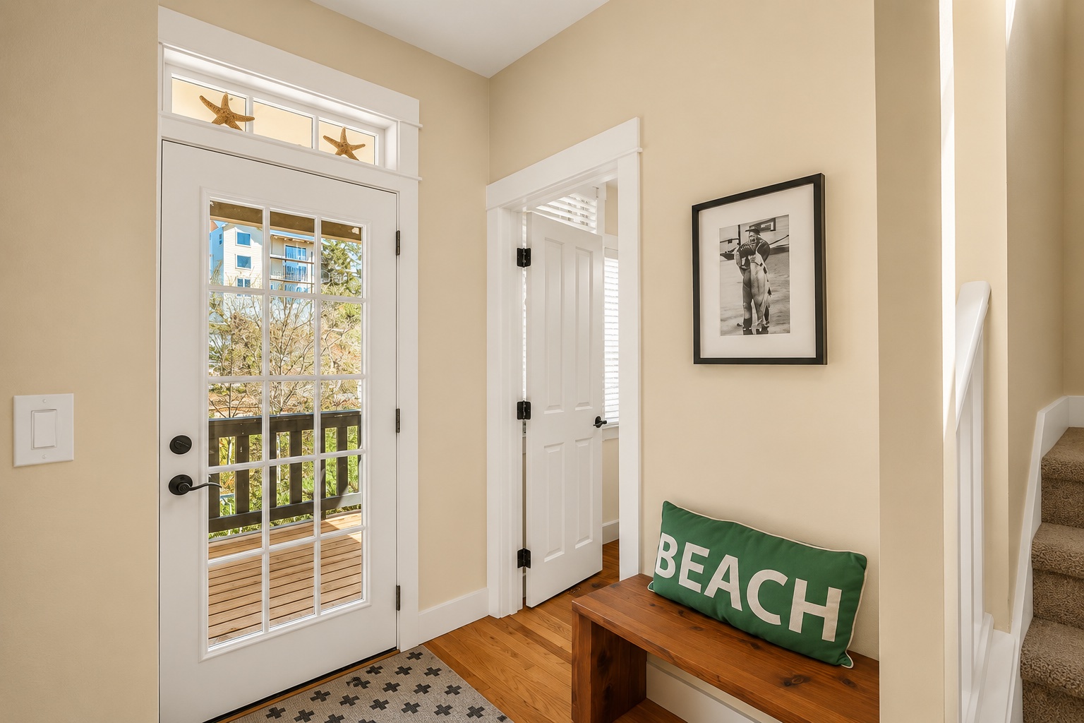 Entry foyer with BEACH pillow